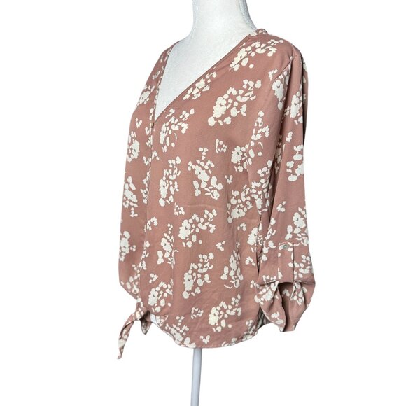 NEW West Kei Womens S Button-Down Blouse  Flowers Print V-Neck Tie Front Boho - Picture 4 of 11